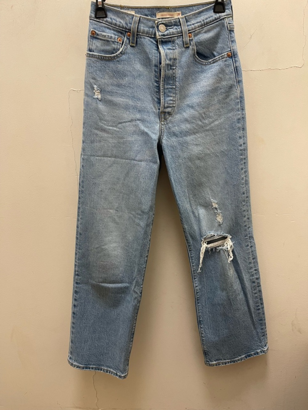 Levi's Women's Ribcage Straight Ankle Distressed Jeans Size 26